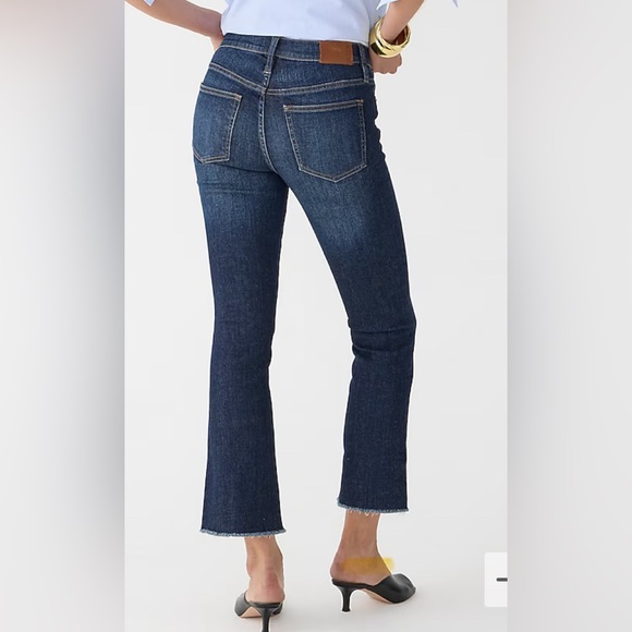 J. Crew Denim - JCrew buttonfly Jean Capri crop jeans midrise flare crop 26 waist